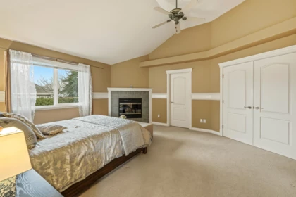 Hallway Photo of 3528 Canterbury Drive, Surrey, BC