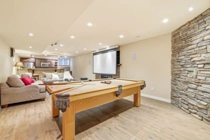 Swimming Pool Photo of 3528 Canterbury Drive, Surrey, BC
