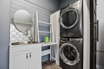 Laundry Room Photo of 9634 Hazel Street, Chilliwack, BC