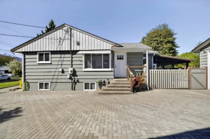 9634 Hazel Street, Chilliwack, BC, Chilliwack — Single Family Residence for sale