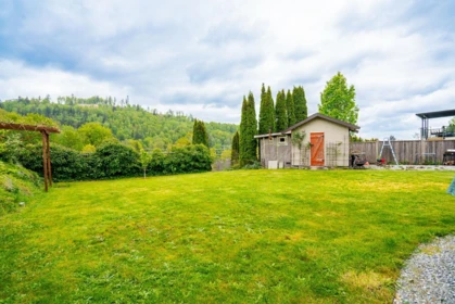 Backyard Photo of 35496 Strathcona Court, Abbotsford, BC