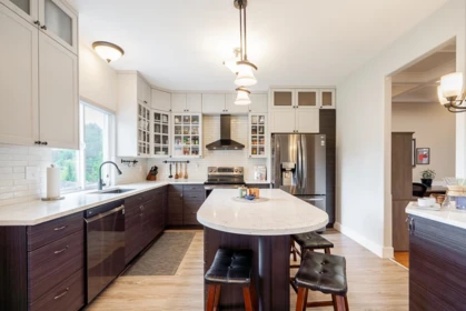 Breakfast Nook Photo of 35496 Strathcona Court, Abbotsford, BC