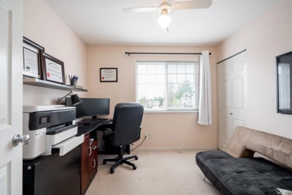 Hallway Photo of 35496 Strathcona Court, Abbotsford, BC