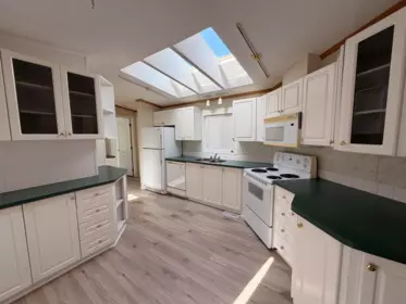 Kitchen Island Photo of 8 5575 Mason Road, Sechelt, BC