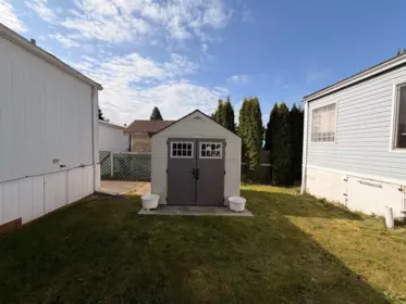 Office / Den Photo of 8 5575 Mason Road, Sechelt, BC