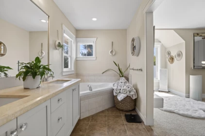 Mudroom Photo of 15507 37a Avenue, Surrey, BC