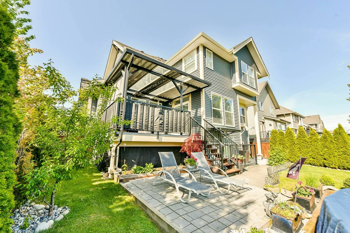 Living Room Photo of 7158 208a Street, Langley, BC