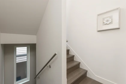 Basement Recreation Room Photo of 1 638 E 46th Avenue, Vancouver, BC