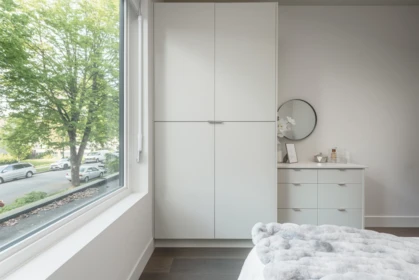 Powder Room Photo of 1 638 E 46th Avenue, Vancouver, BC