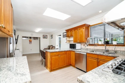 Breakfast Nook Photo of 1650 Rochester Avenue, Coquitlam, BC