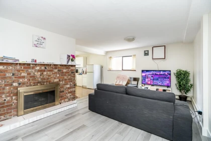 Mudroom Photo of 1650 Rochester Avenue, Coquitlam, BC