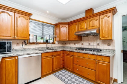Primary Bedroom Photo of 1650 Rochester Avenue, Coquitlam, BC