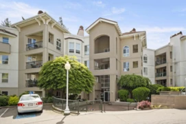 208 3176 Gladwin Road, Abbotsford, BC