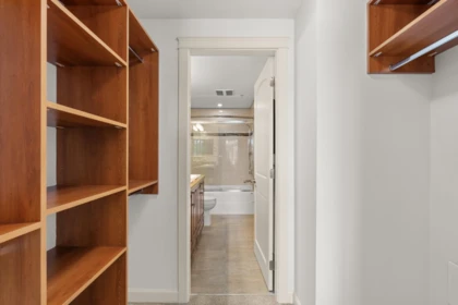 Powder Room Photo of 202 2860 Trethewey Street, Abbotsford, BC