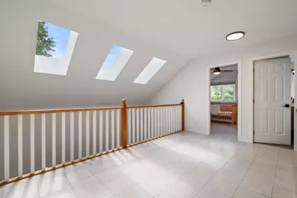 Entry Foyer Photo of 7238 Gerrit Place, Agassiz, BC