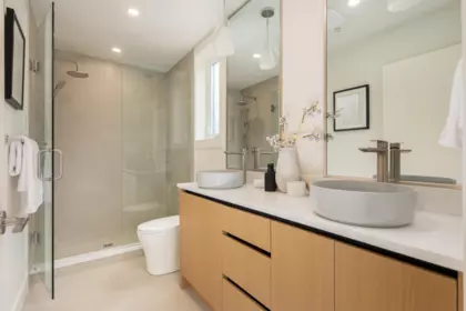 Office / Den Photo of 1 3645 Dundas Street, Vancouver, BC
