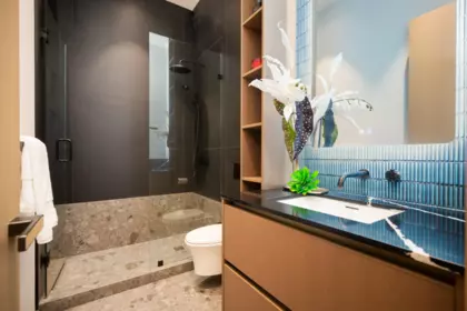 Mudroom Photo of 10100 Granville Avenue, Richmond, BC