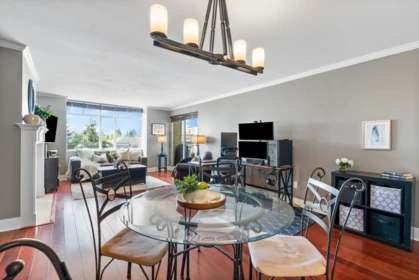 Kitchen Photo of 206 9763 140 Street, Surrey, BC