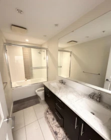 Primary Bathroom Photo of 6515 Nelson Avenue, Burnaby, BC