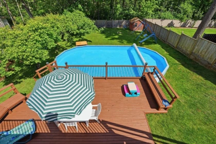 Hot Tub / Spa Photo of 14287 73a Avenue, Surrey, BC