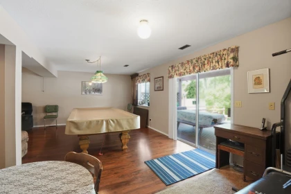 Staircase Photo of 14287 73a Avenue, Surrey, BC