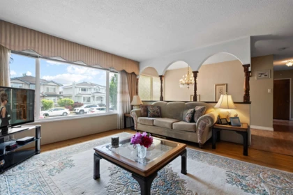 6949 Jubilee Avenue, Burnaby, BC, Burnaby — Single Family Residence for sale