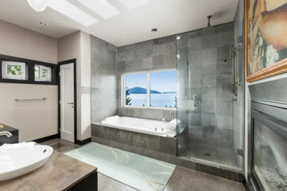 Basement Recreation Room Photo of 75 Tidewater Way, Lions Bay, BC