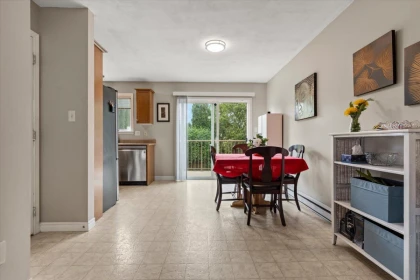 Breakfast Nook Photo of 7 46345 Princess Avenue, Chilliwack, BC