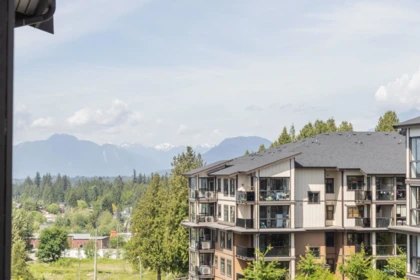 Hot Tub / Spa Photo of 609 20325 85 Avenue, Langley, BC