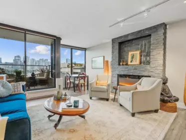 521 666 Leg In Boot Square, Vancouver, BC, Vancouver — Apartment/Condo for sale