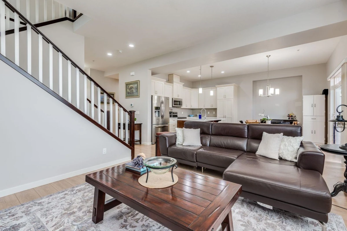 Family Room Photo of 24406 113 Avenue, Maple Ridge, BC