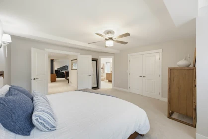 Garage Interior Photo of 2276 Chantrell Park Drive, Surrey, BC
