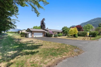38531 Old Yale Road, Abbotsford, BC, Abbotsford — Single Family Residence for sale