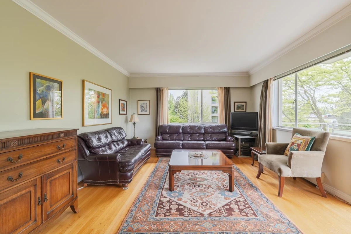 Family Room Photo of 502 2409 W 43rd Avenue, Vancouver, BC