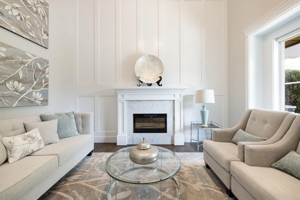 Living Room Photo of 14378 Blackburn Avenue, White Rock, BC