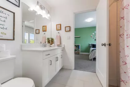 Laundry Room Photo of 44410 Freshwater Drive, Chilliwack, BC