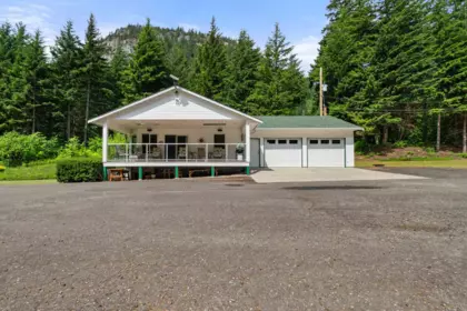 Garage Interior Photo of 36110 Trans Canada Highway, Yale, BC
