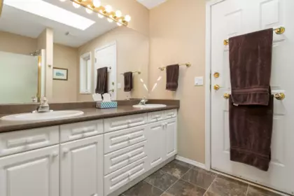 Guest Bathroom Photo of 36110 Trans Canada Highway, Yale, BC