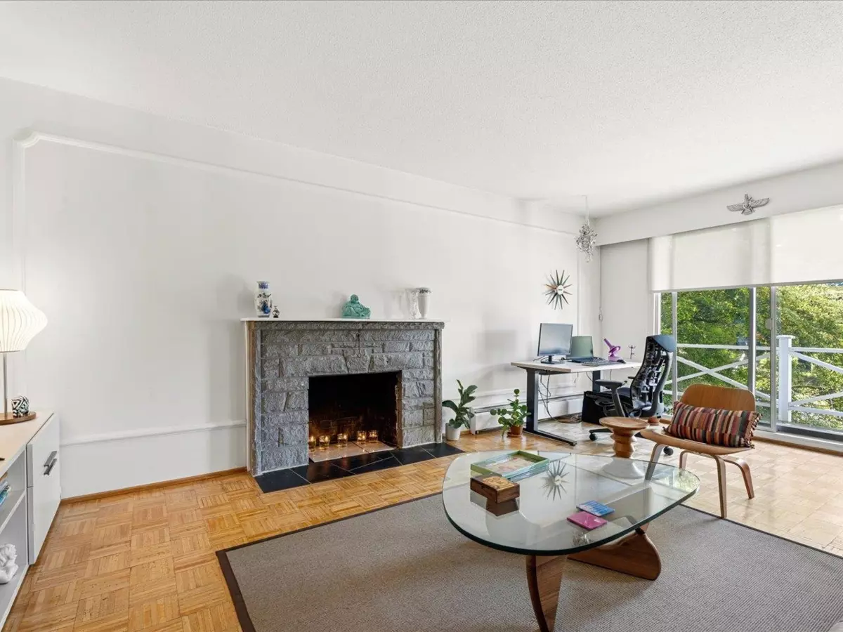 Family Room Photo of 5 140 E 20th Street, North Vancouver, BC