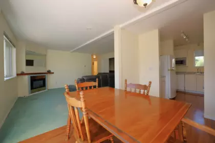 Breakfast Nook Photo of 21 5610 Trail Avenue, Sechelt, BC