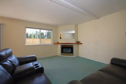 Hallway Photo of 21 5610 Trail Avenue, Sechelt, BC