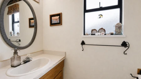 Powder Room Photo of 2634 Mclaughlin Court, Coquitlam, BC