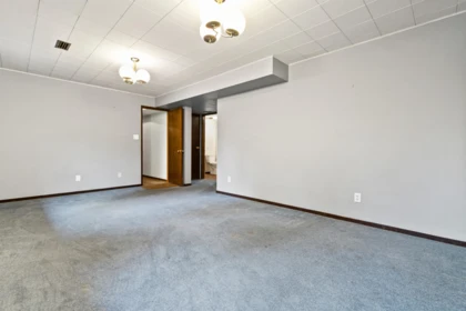 Mudroom Photo of 260 Robertson Crescent, Hope, BC