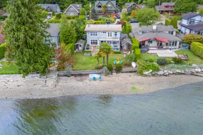 Community Amenities Photo (Clubhouse) of 6417 Marmot Road, Sechelt, BC