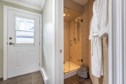 Laundry Room Photo of 6417 Marmot Road, Sechelt, BC