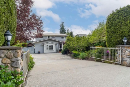 6417 Marmot Road, Sechelt, BC, Sechelt — Single Family Residence for sale