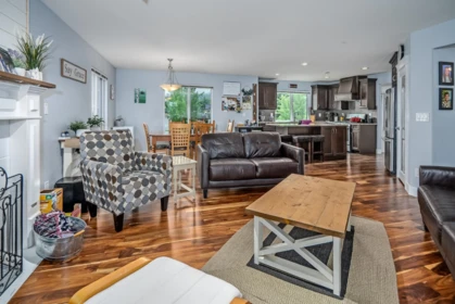 Kitchen Photo of 35452 Strathcona Court, Abbotsford, BC