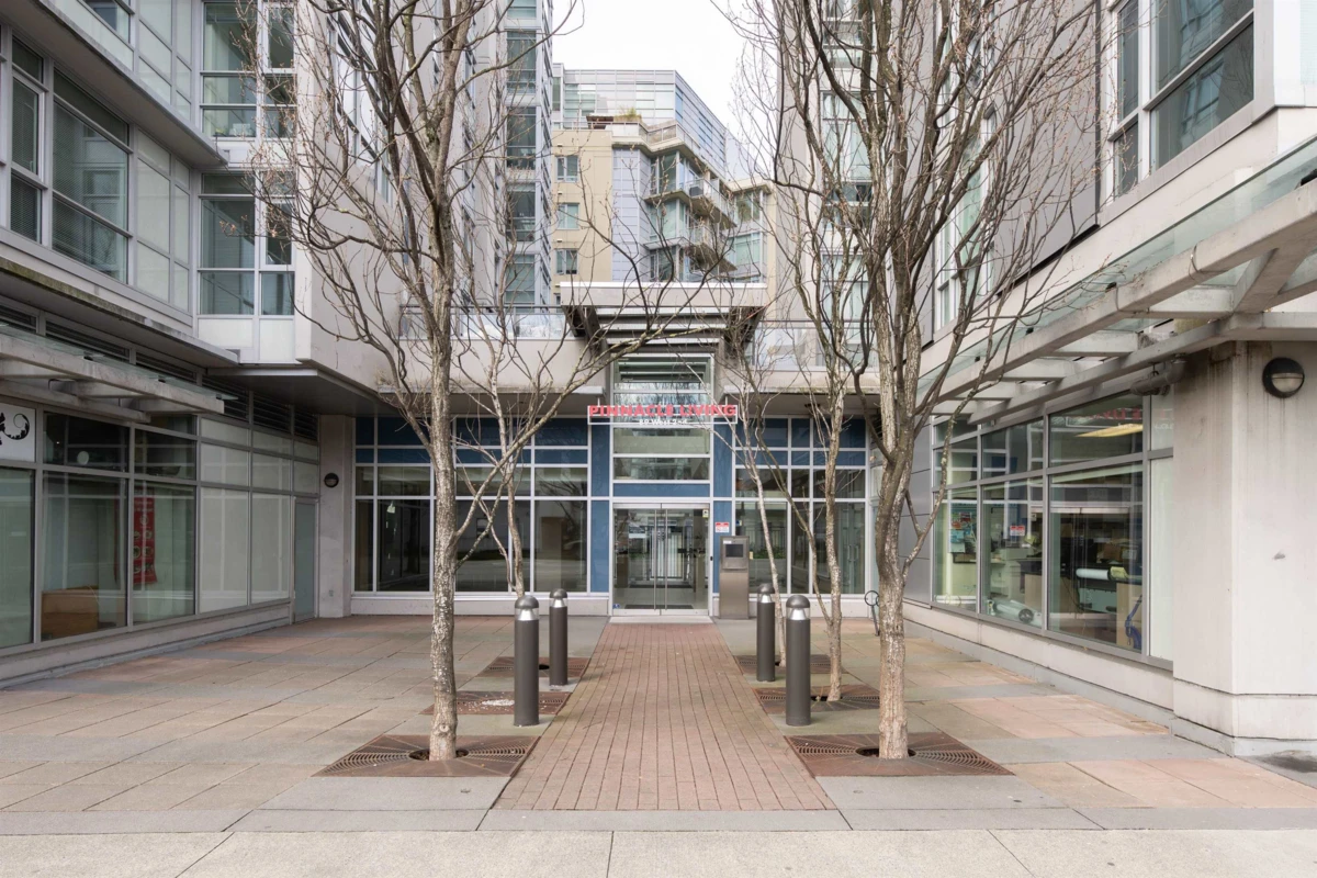 Living Room Photo of 1201 89 W 2nd Avenue, Vancouver, BC