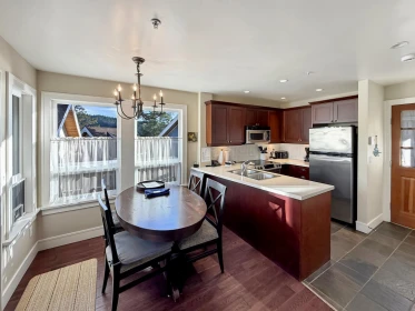 Kitchen Photo of 13C 2315 Mackinnon Road, Pender Island, BC