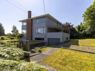 Community Amenities Photo (Clubhouse) of 4514 Bellevue Drive, Vancouver, BC